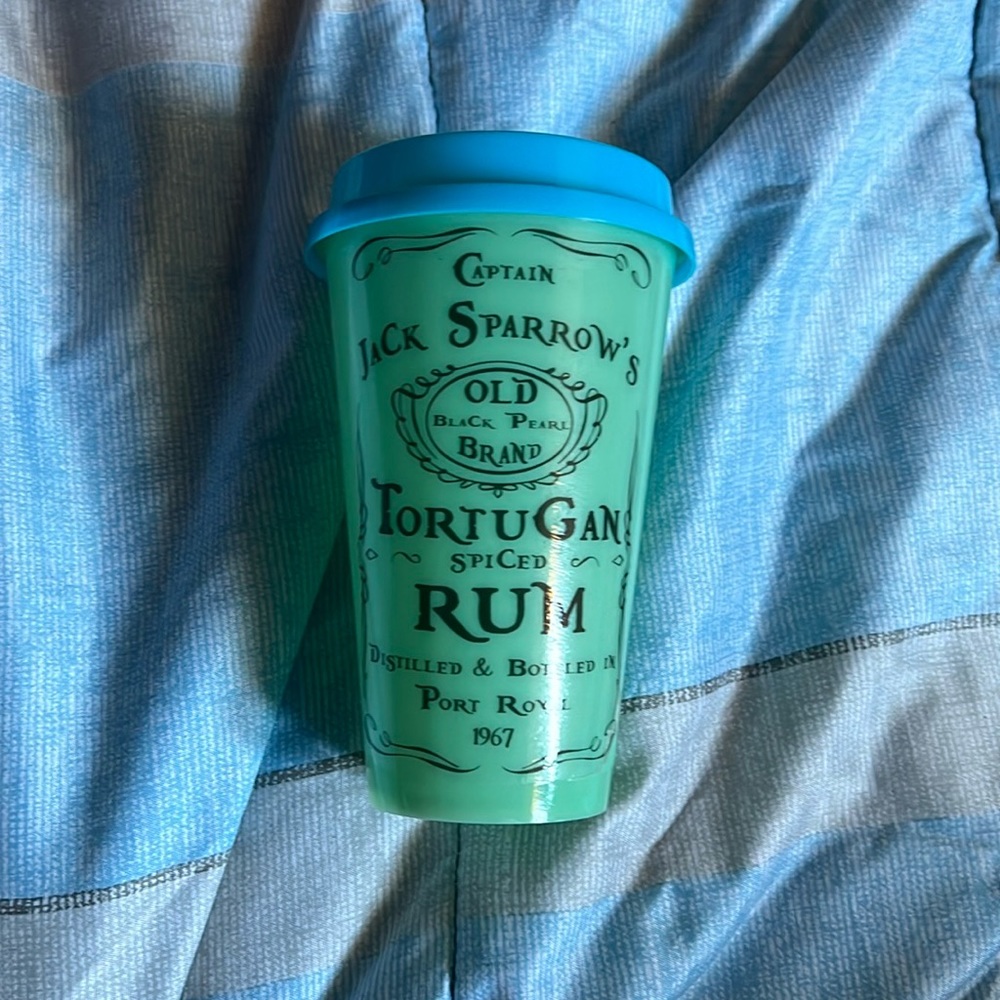 Cup captain jack sparrow